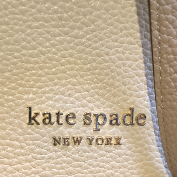 Pristine Kate Spade Tan and Cream Tote Bag - Picture 2 of 14